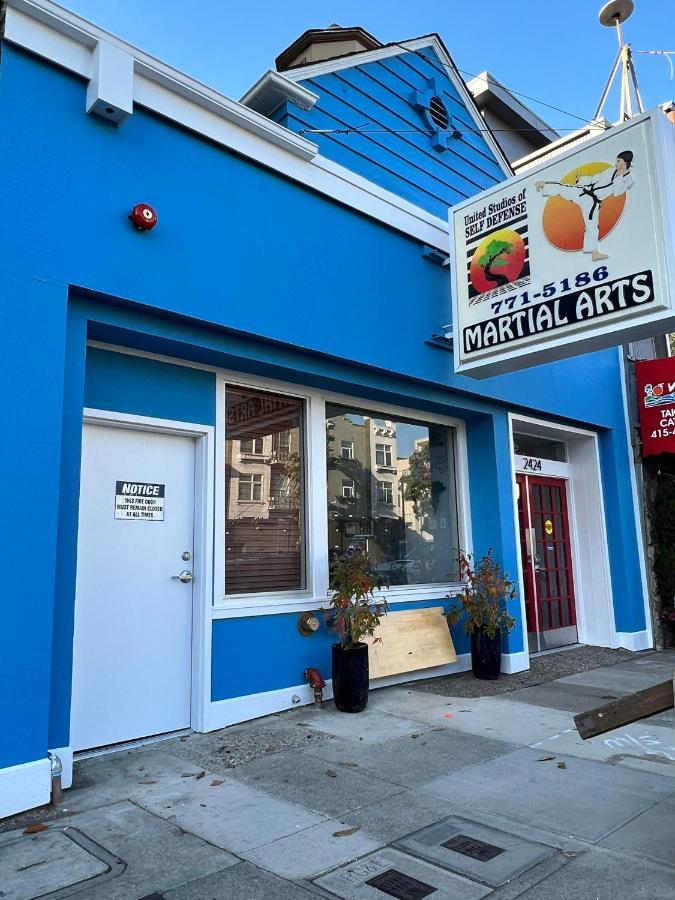 Podshare San Francisco Marina Hostel Exterior photo