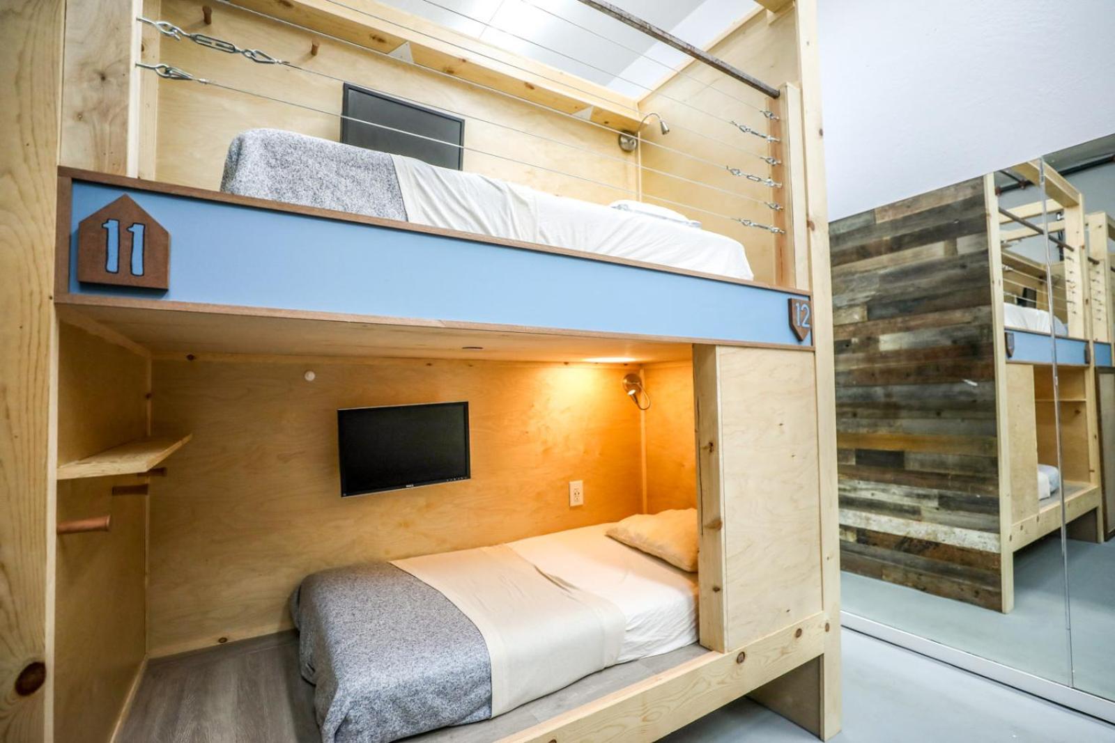 Podshare San Francisco Marina Hostel Exterior photo